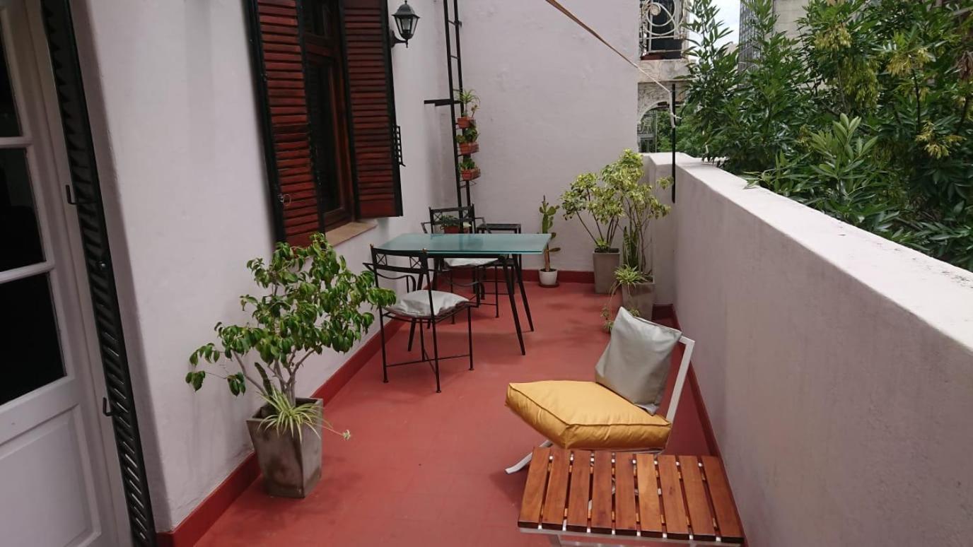 Apartment 534 Petit San Telmo - & *