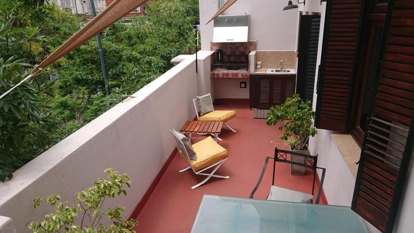 Apartment 534 Petit San Telmo - & *